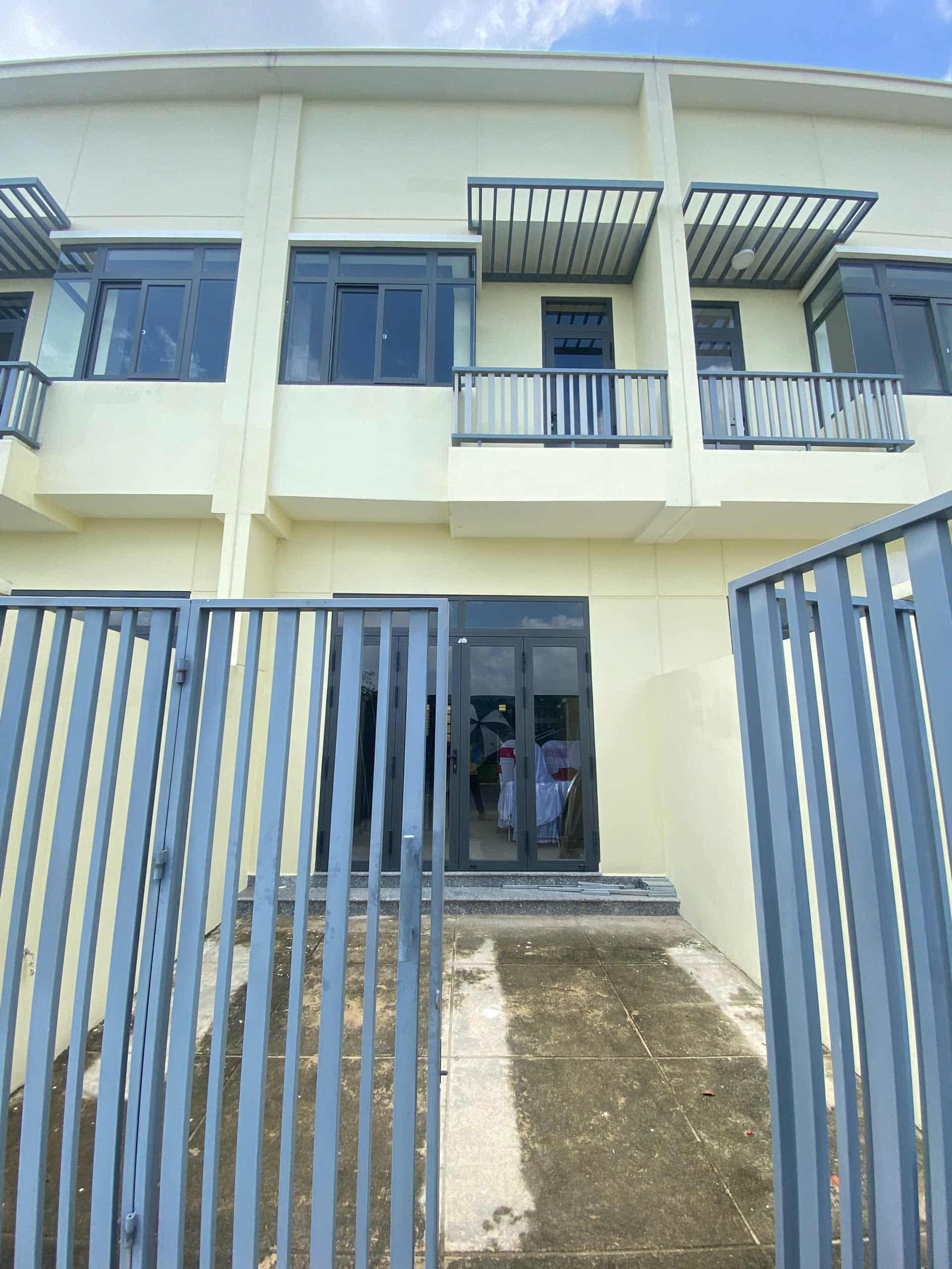 Nhà phố 1 trệt 1 lầu - Căn 04 - Khu B2